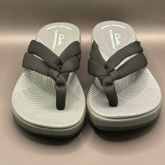 CLARKS™️ 'CLOUDSTEPPER ARLA KAYLIE' Women's Size 7M Black Flatform Flip-Flops - Picture 3 of 8